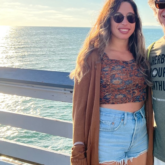 Meet Your Posher 💖 - Picture 4 of 11